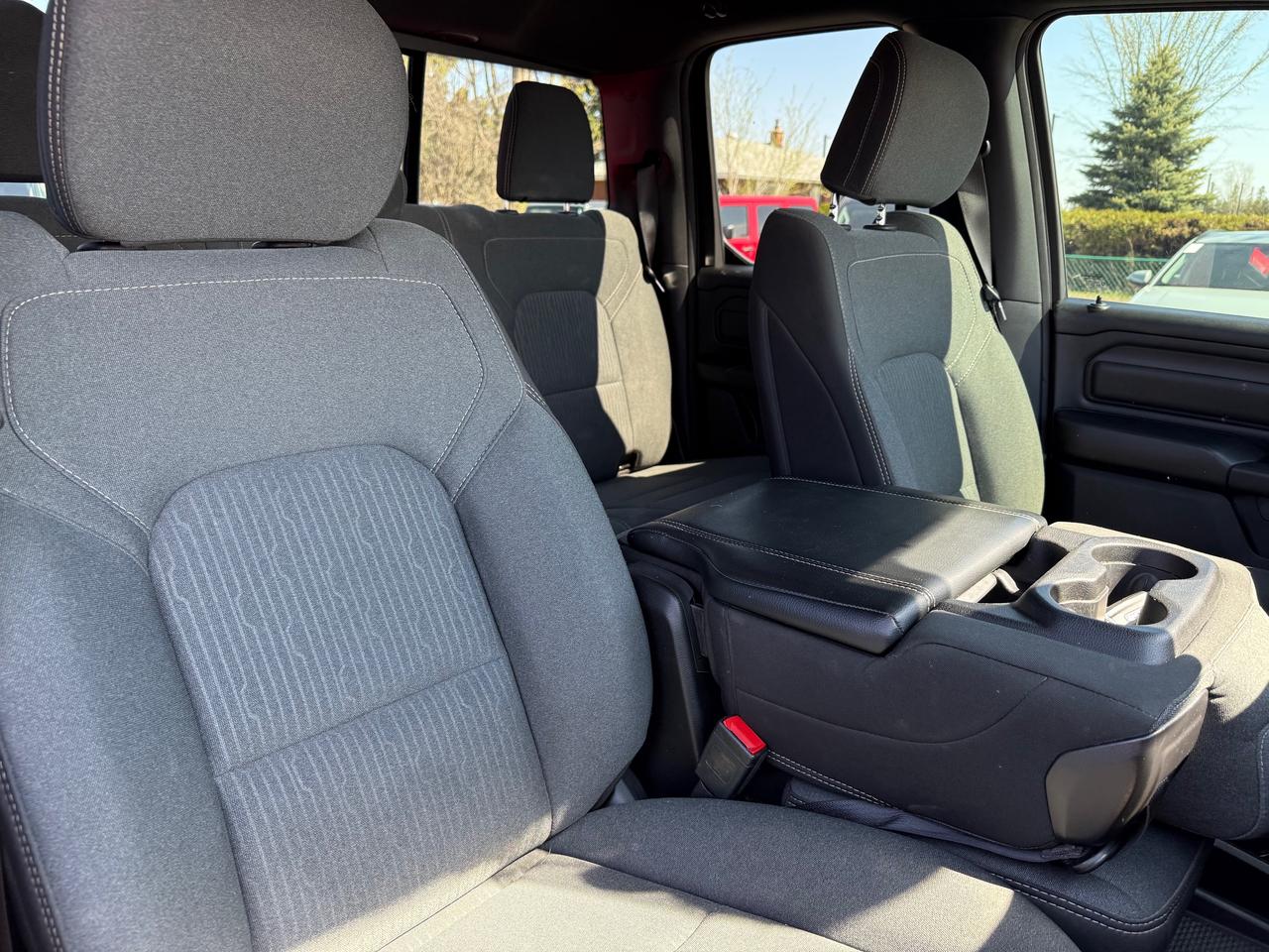 2022 RAM 1500 Tradesman V6! Ext Cab! Photo