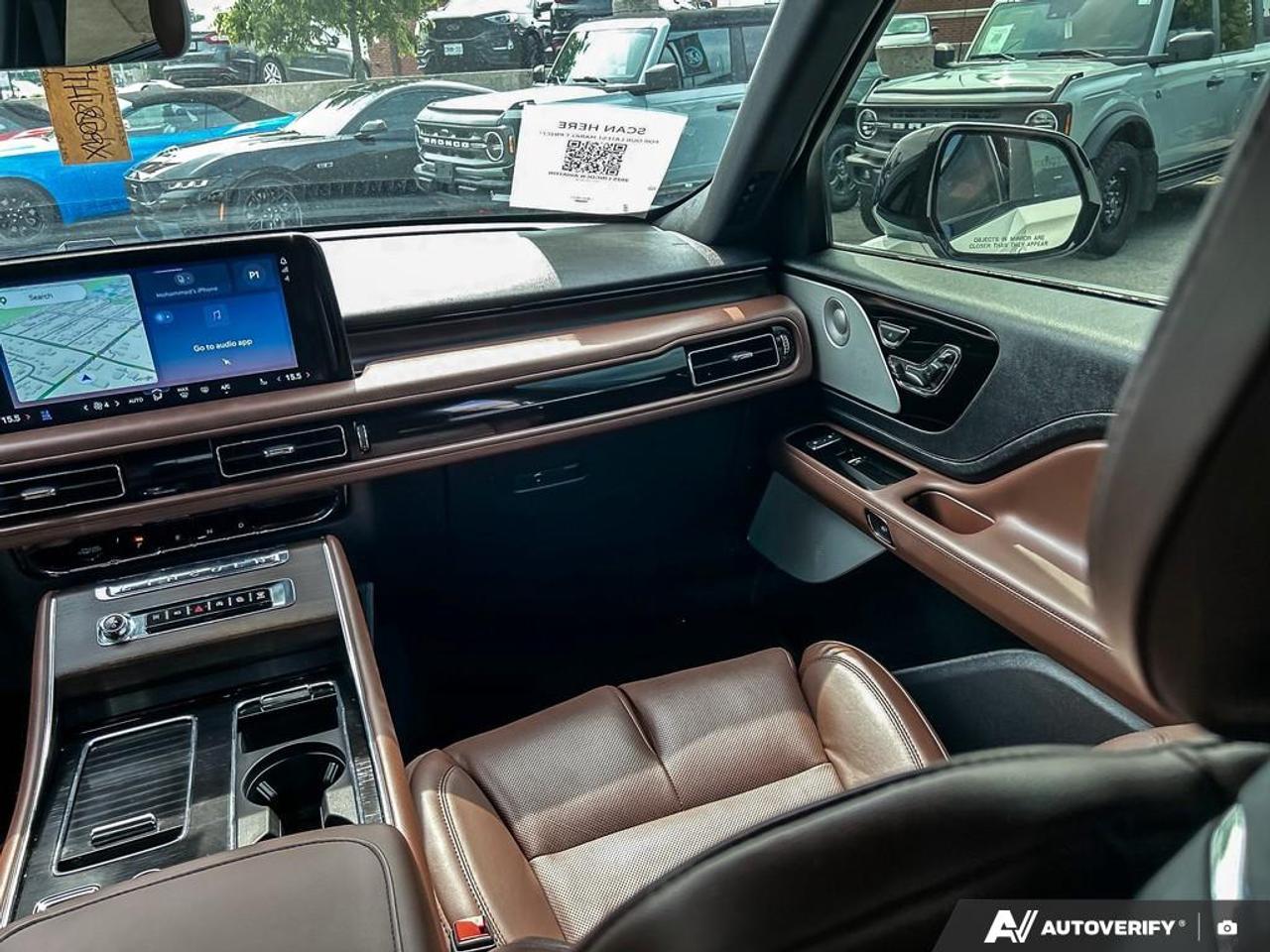 2025 Lincoln Aviator Reserve JET APPR. PKG | LUX. PKG | HOT CHOCOLATE INTERIOR Photo