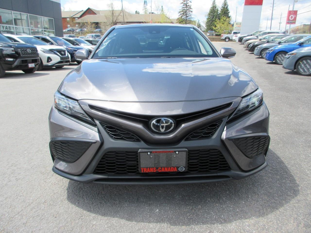 2024 Toyota Camry SE Photo