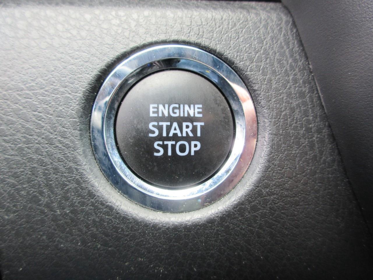 2024 Toyota Camry SE Photo