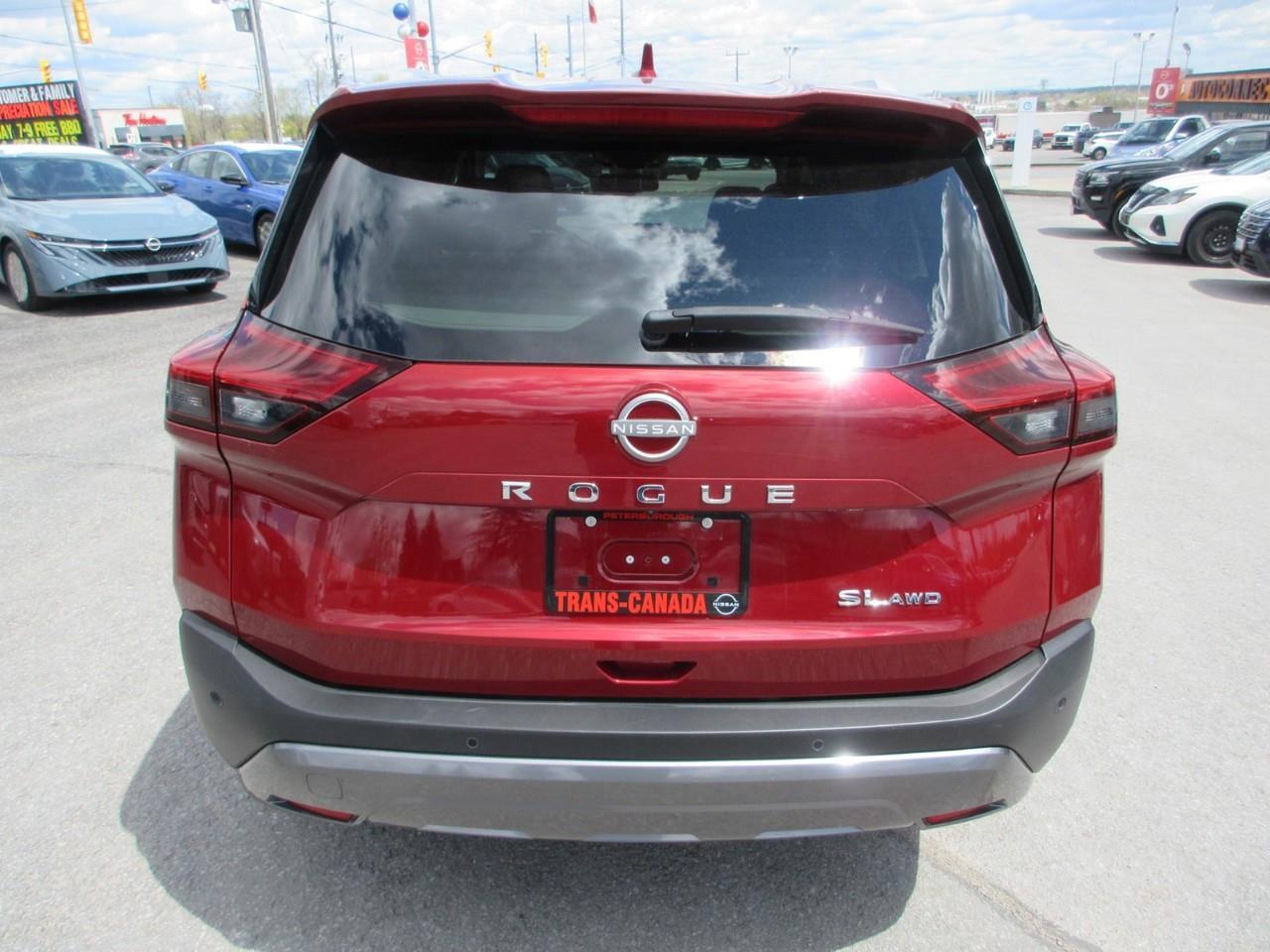 2023 Nissan Rogue SL Photo