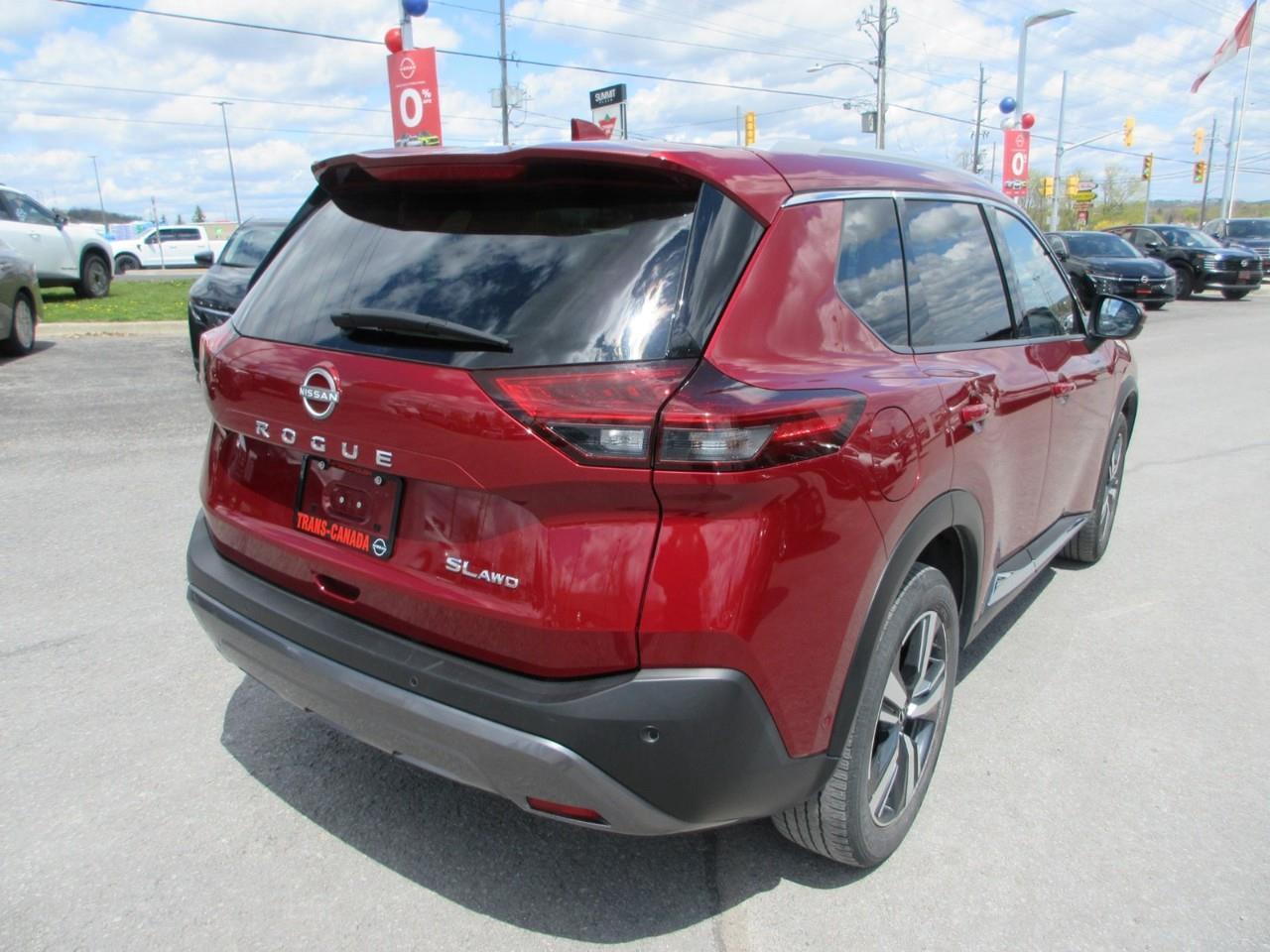 2023 Nissan Rogue SL Photo
