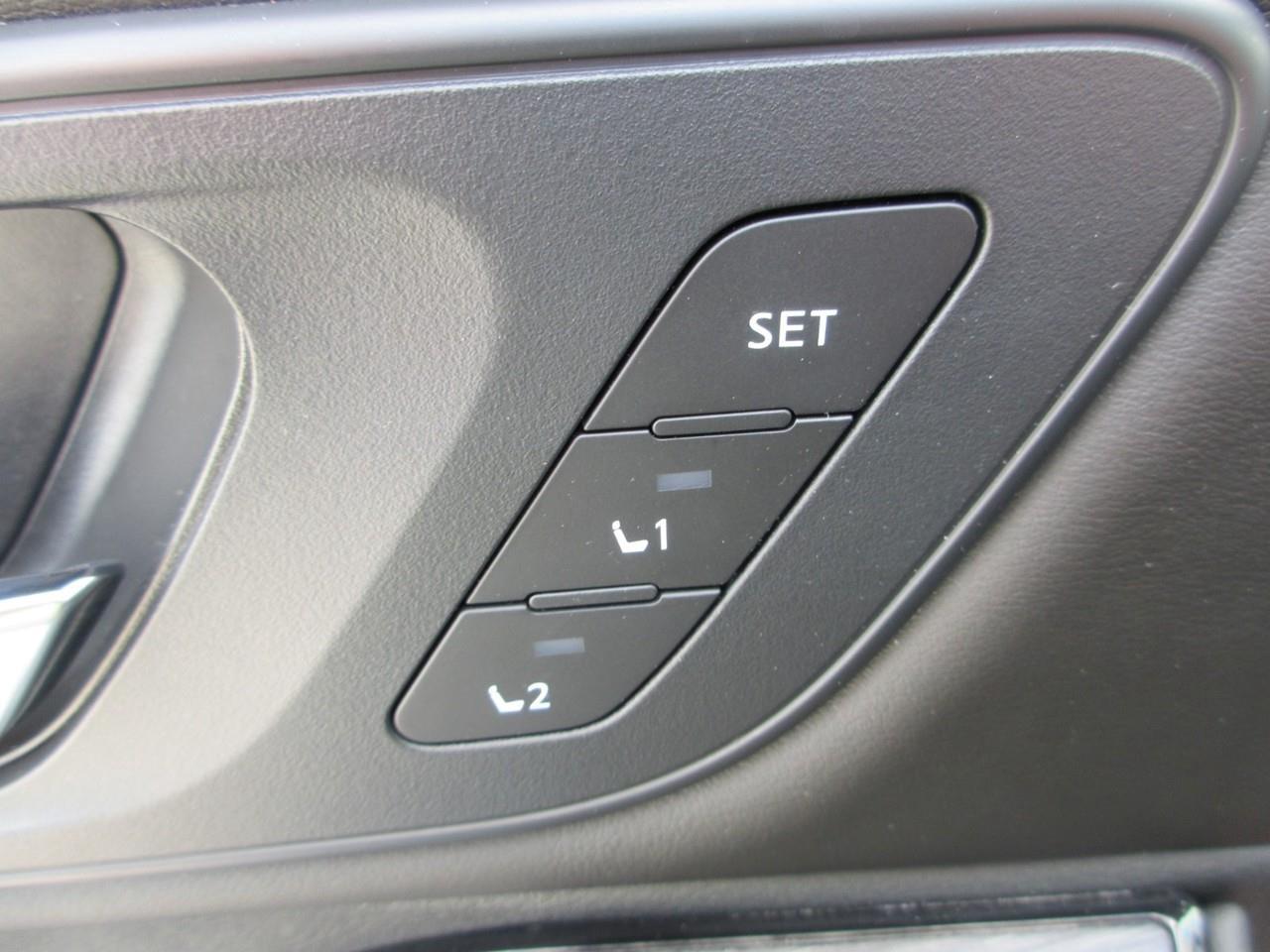 2023 Nissan Rogue SL Photo