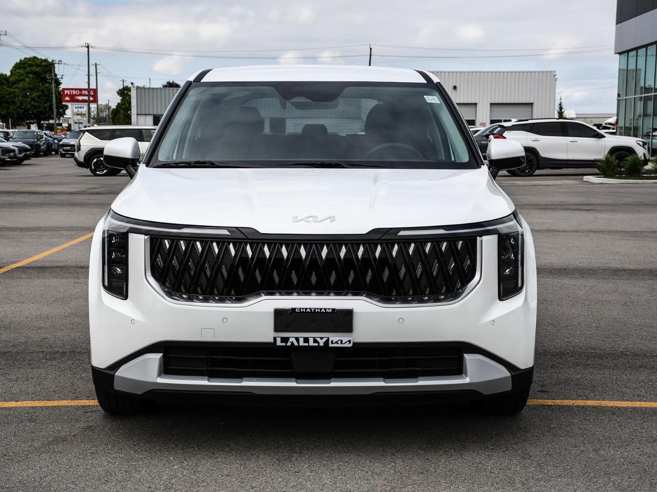 2026 Kia Carnival 2026 Kia Carnival – LX Photo