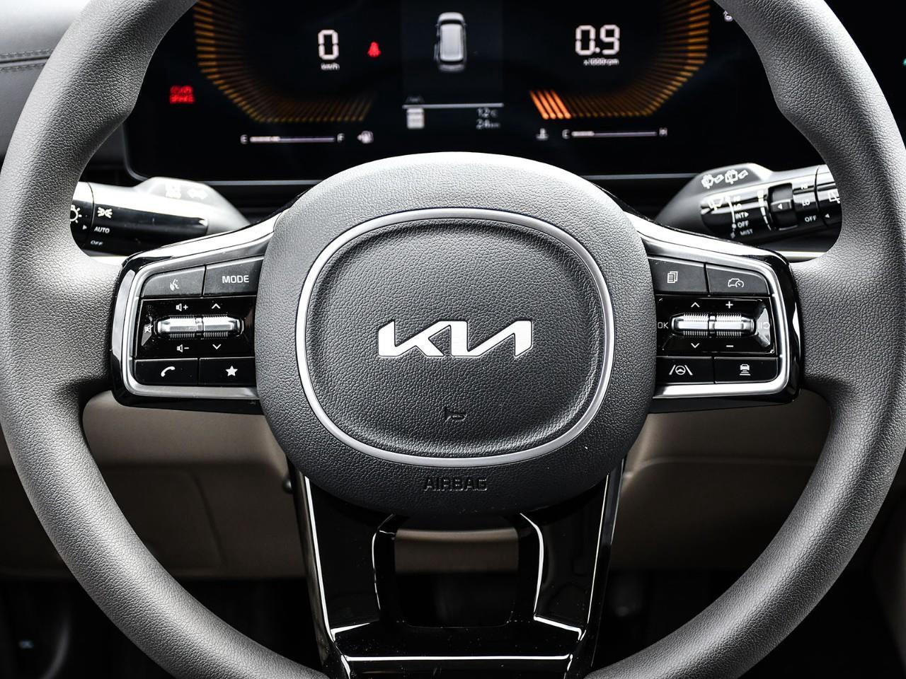 2026 Kia Carnival 2026 Kia Carnival – LX Photo