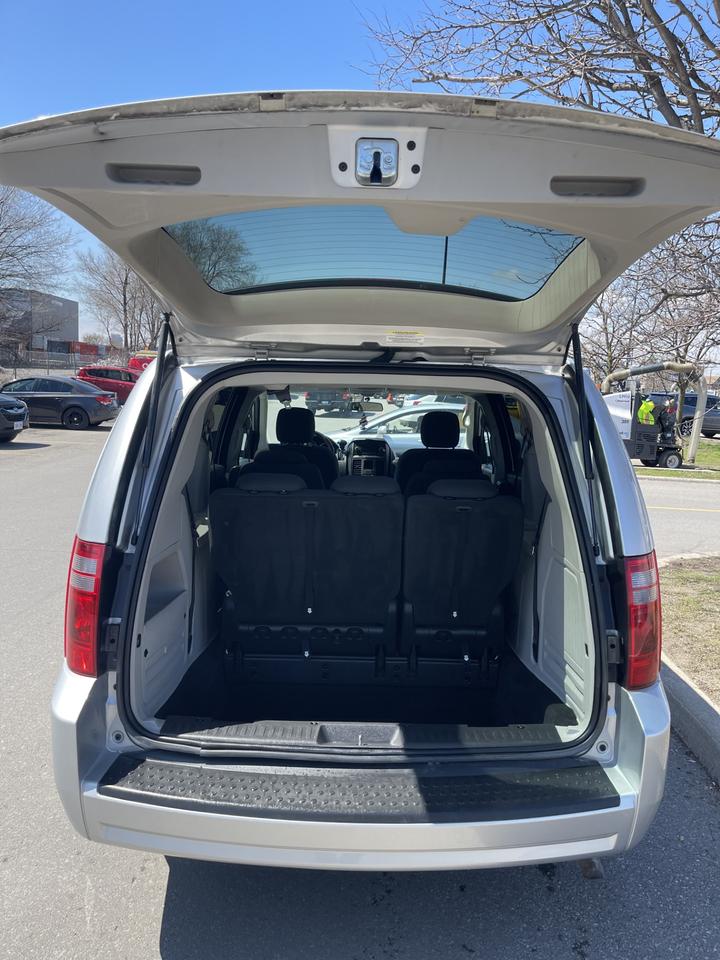 2010 Dodge Grand Caravan SE    STOW  N  GO Photo