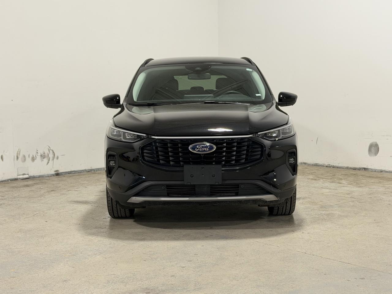 2024 Ford Escape Platinum AWD Photo1