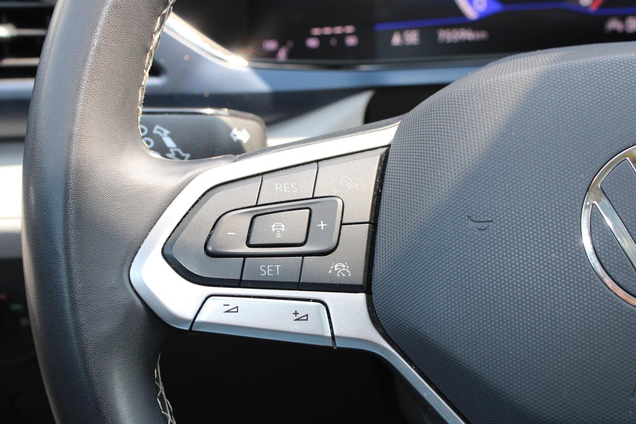 2024 Volkswagen Taos Comfortline FWD Photo