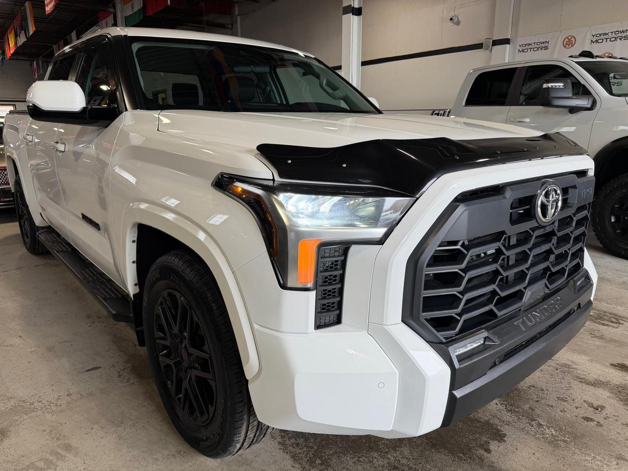 2024 Toyota Tundra SR5 Photo2