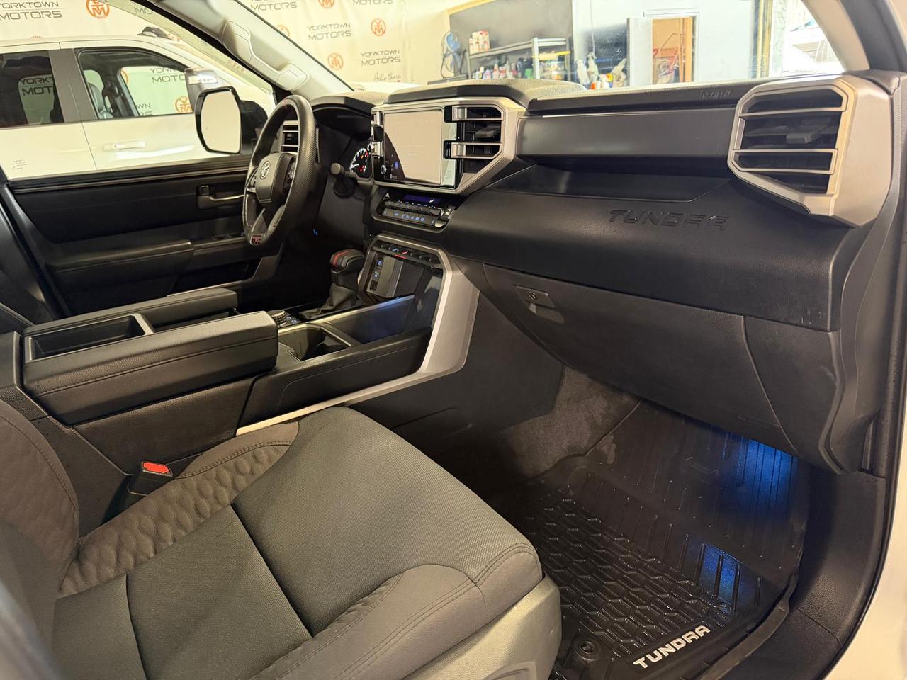 2024 Toyota Tundra SR5 Photo