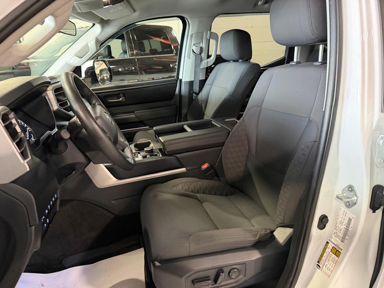 2024 Toyota Tundra SR5 Photo