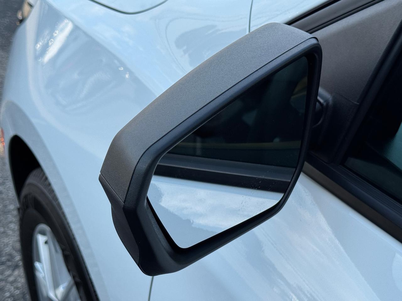 2022 Chevrolet Equinox LS+ONE OWNER+CLEAN CARFAX+ApplePlay Photo