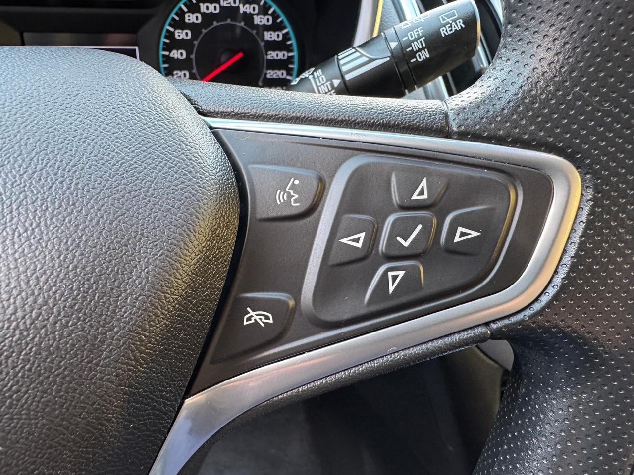 2022 Chevrolet Equinox LS+ONE OWNER+CLEAN CARFAX+ApplePlay Photo