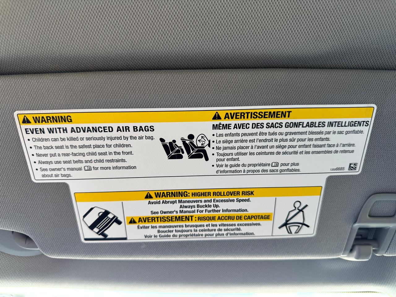 2022 Chevrolet Equinox LS+ONE OWNER+CLEAN CARFAX+ApplePlay Photo