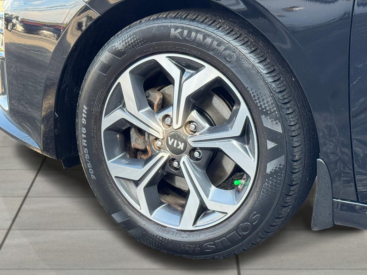 2019 Kia Forte EX+CLEAN CARFAX+Lane Keep Assist+ApplePlay Photo