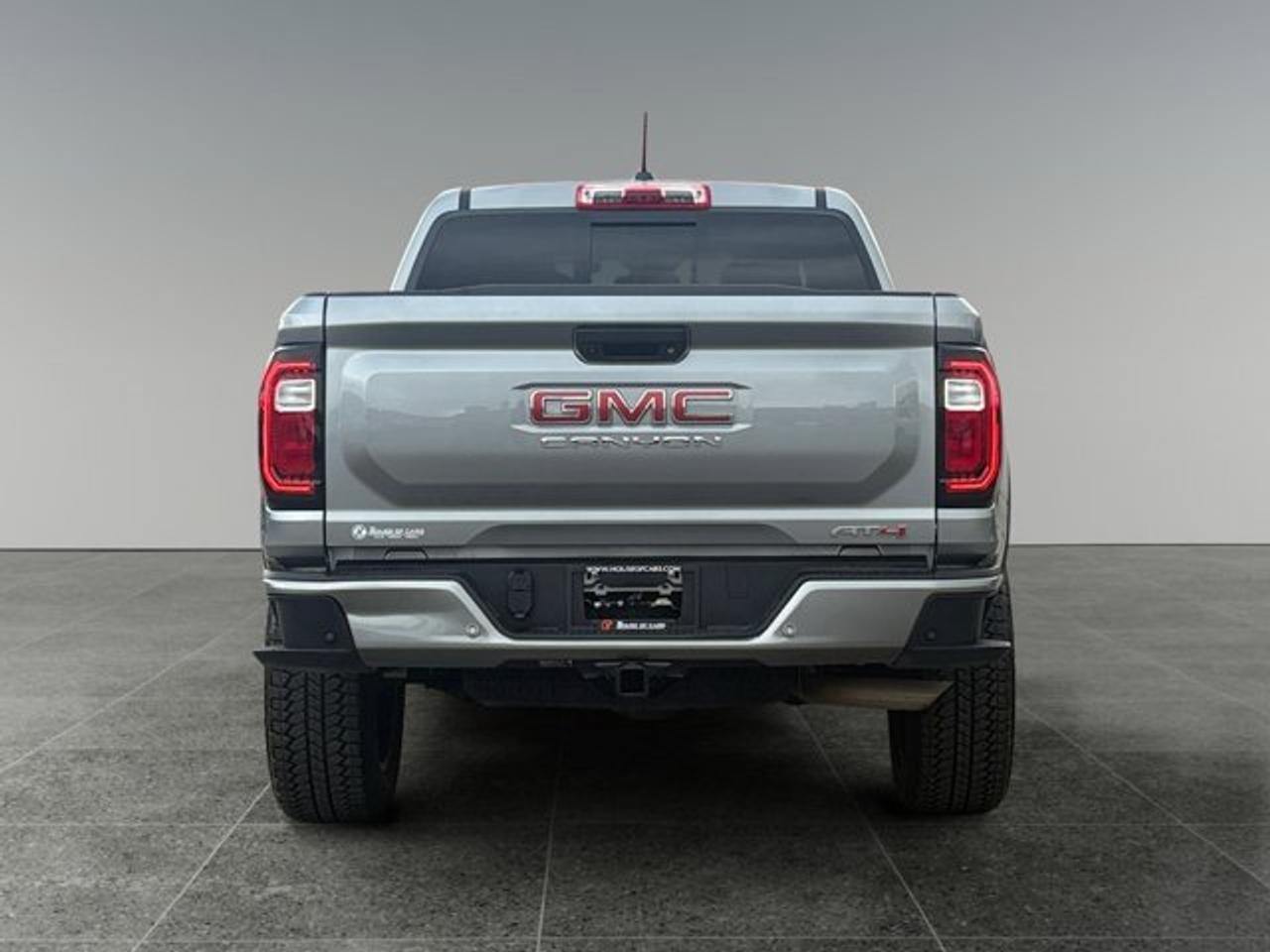 2024 GMC Canyon AT4 Photo