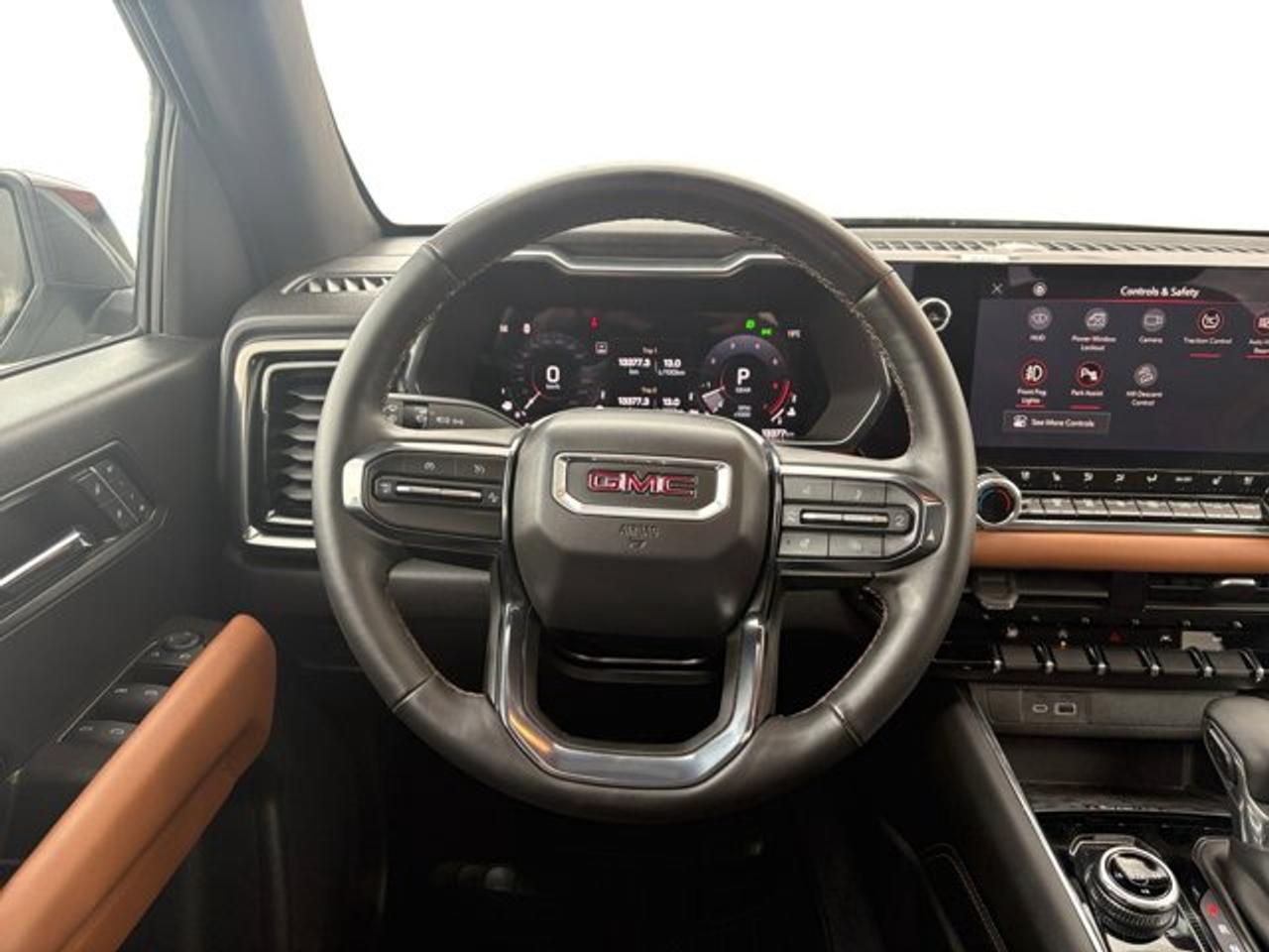 2024 GMC Canyon AT4 - Photo #15