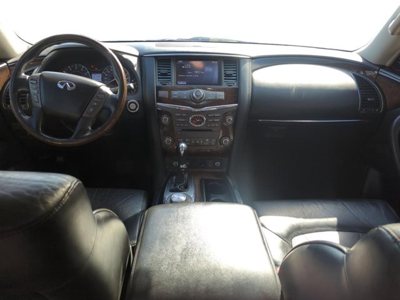 2013 Infiniti QX56 8-pass Photo