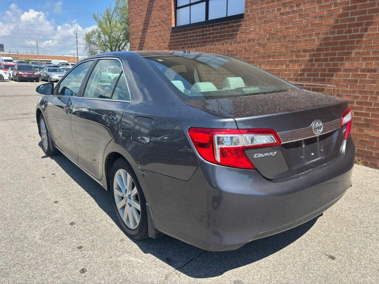 2014 Toyota Camry XLE 4dr Sdn I4 Auto XLE Photo