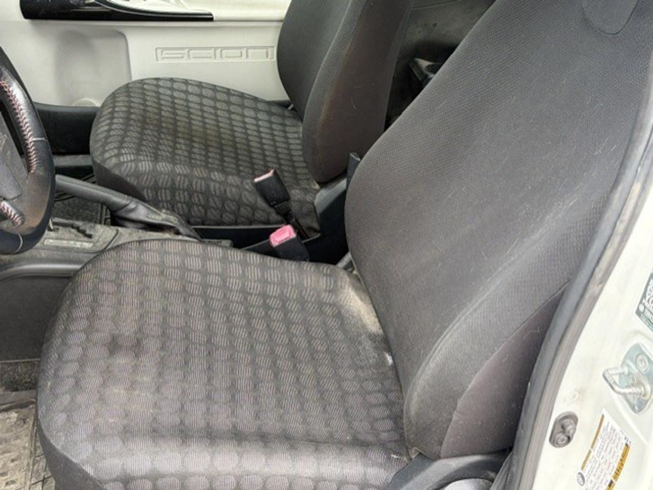 2012 Scion iQ 3dr HB Photo