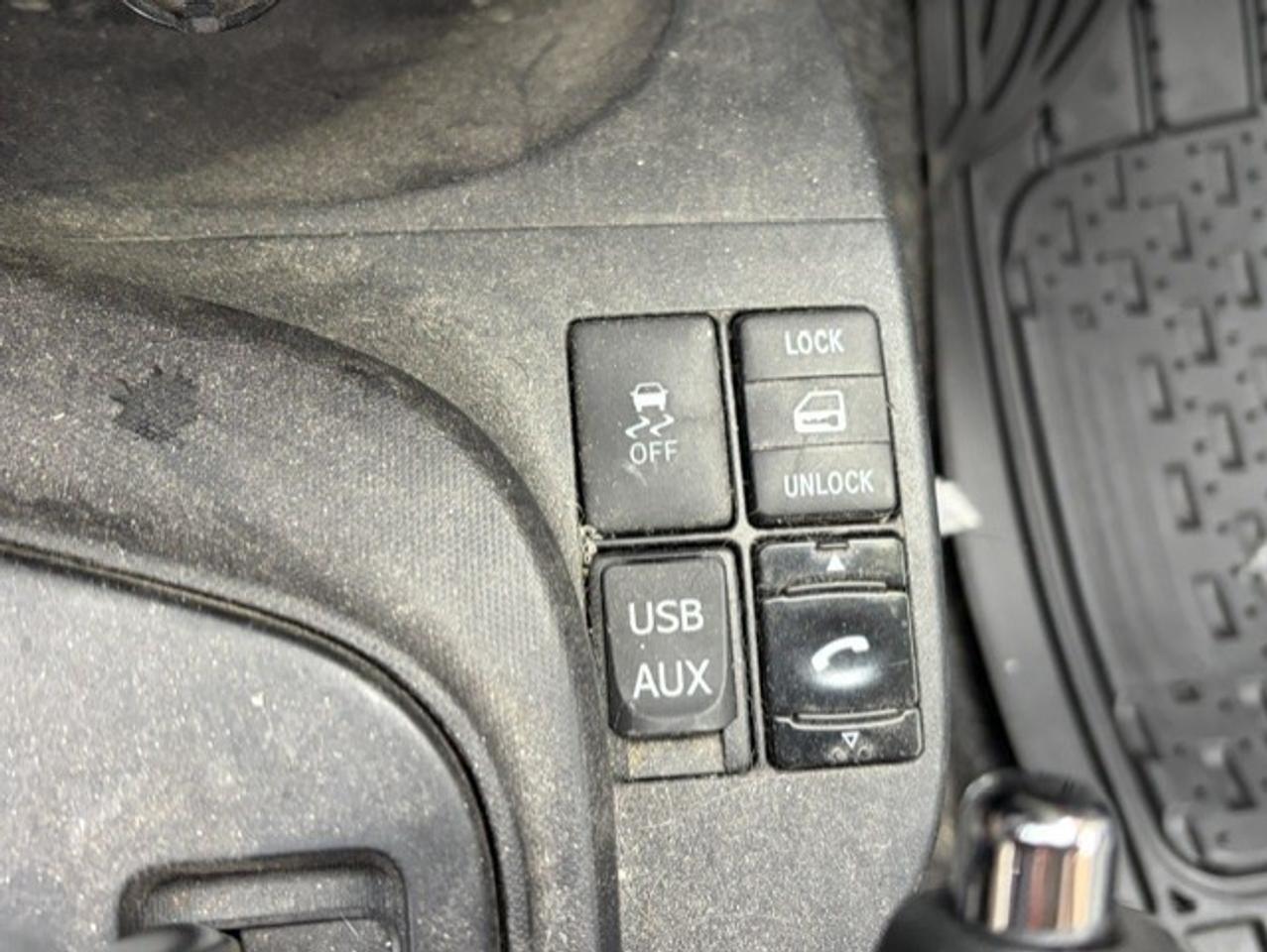 2012 Scion iQ 3dr HB Photo
