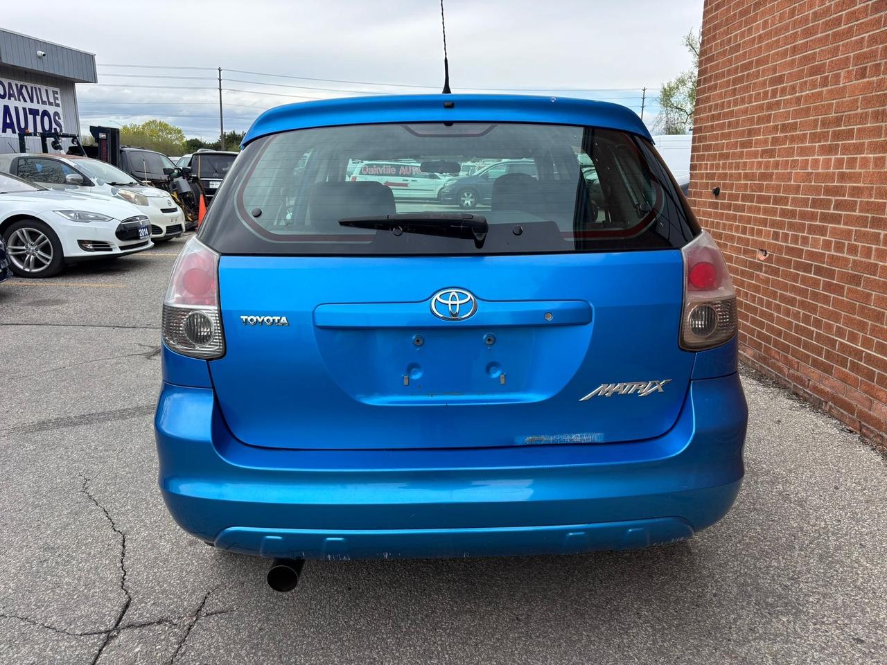 2007 Toyota Matrix 5dr Wgn Auto Photo