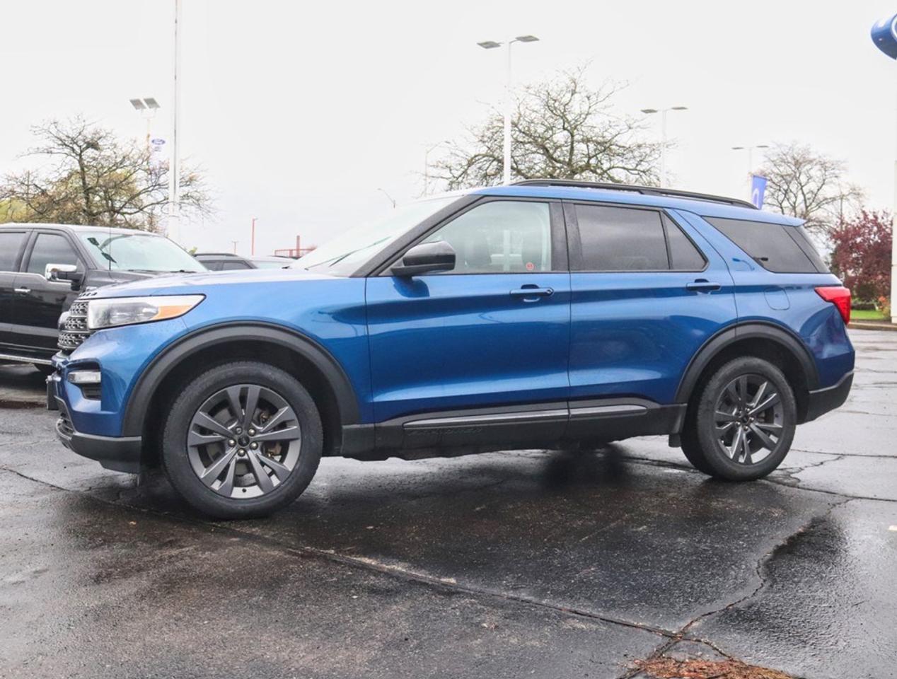 2022 Ford Explorer XLT | 4WD | SPORT PKG | ROOF | NAV | TOW | 20s Photo4
