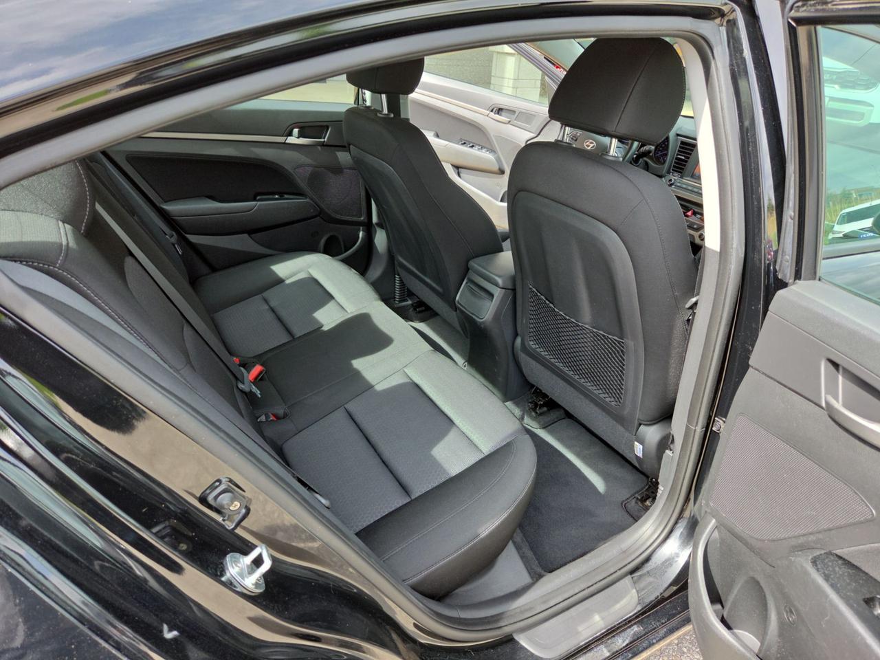 2017 Hyundai Elantra GL Photo