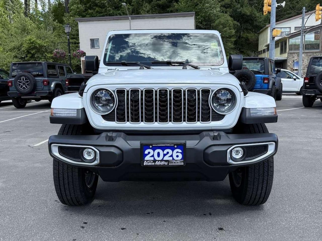 2026 Jeep Wrangler SAHARA 4X4 Photo5