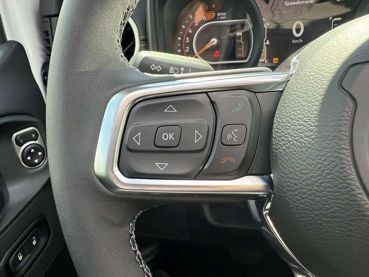 2026 Jeep Wrangler SAHARA 4X4 Photo