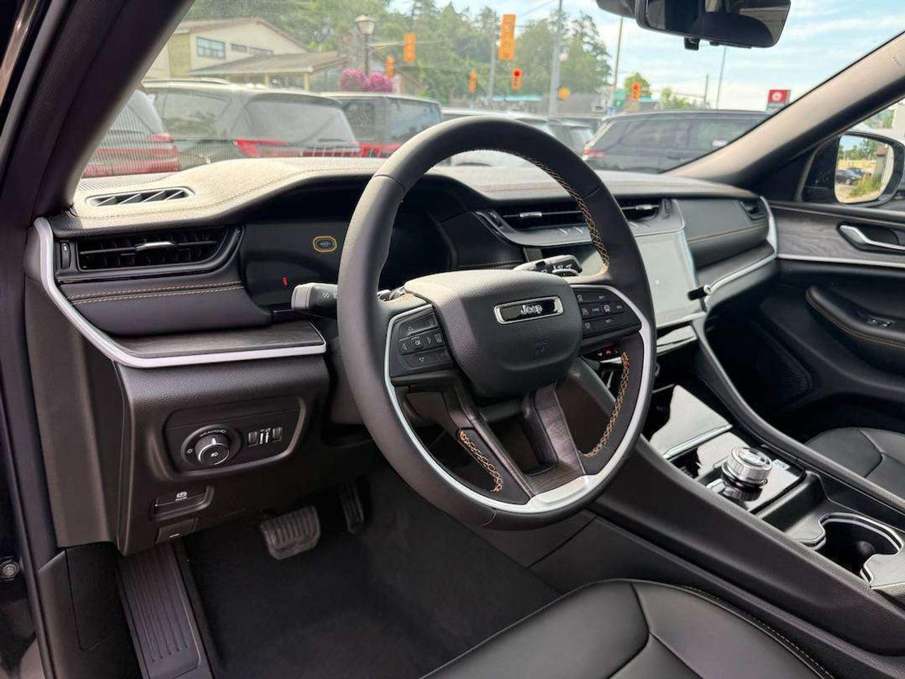 2026 Jeep Grand Cherokee 85th Anniversary 4x4 Photo