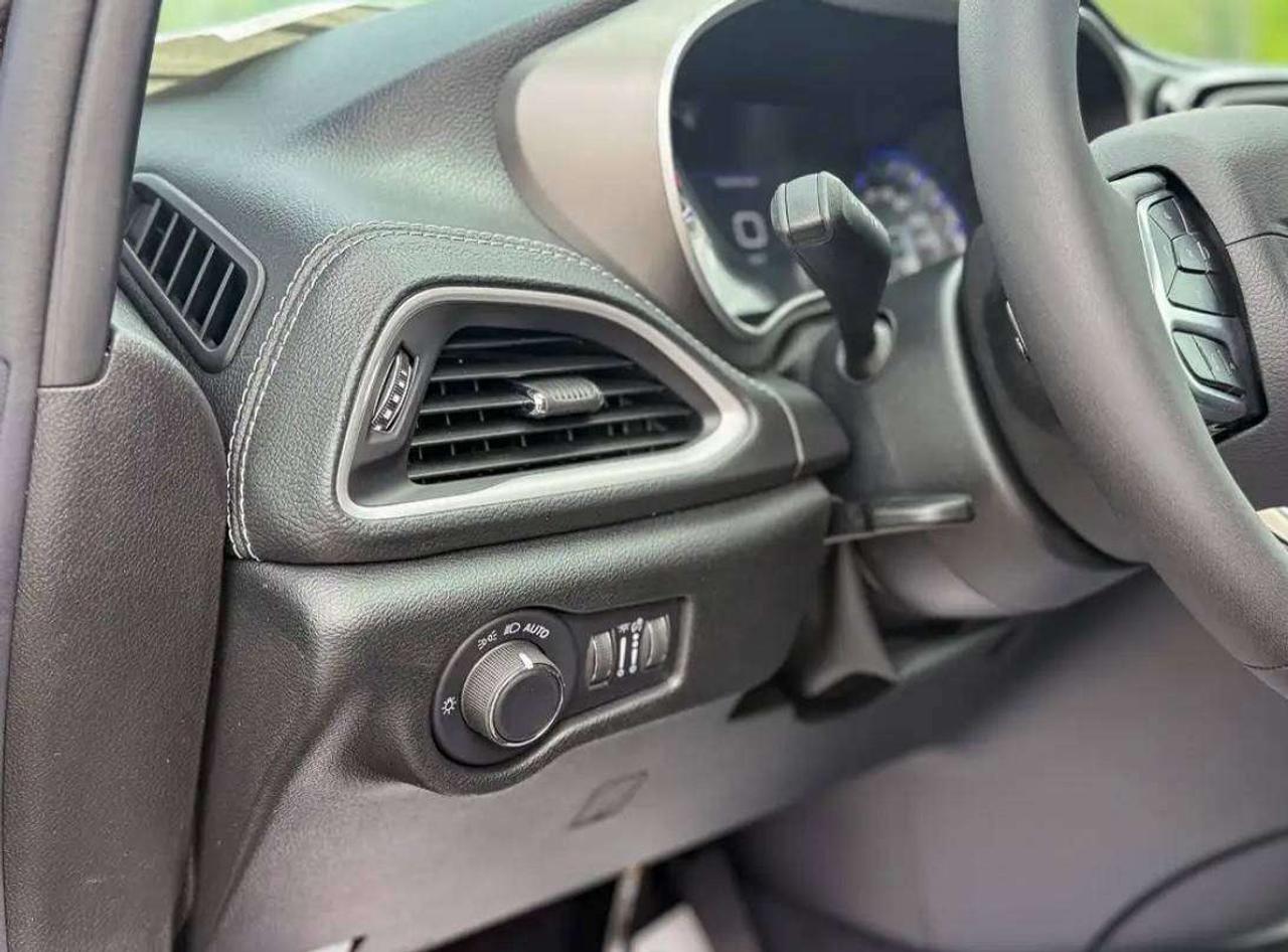 2027 Chrysler Pacifica SELECT | S Package Photo