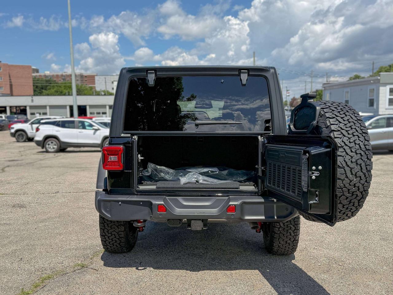 2026 Jeep Wrangler Willys 4 Door 4x4 Photo
