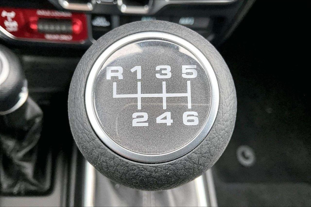 2026 Jeep Wrangler WILLYS 4DR | 6-Spd | Tech & Conv Grp | Hardtop Photo