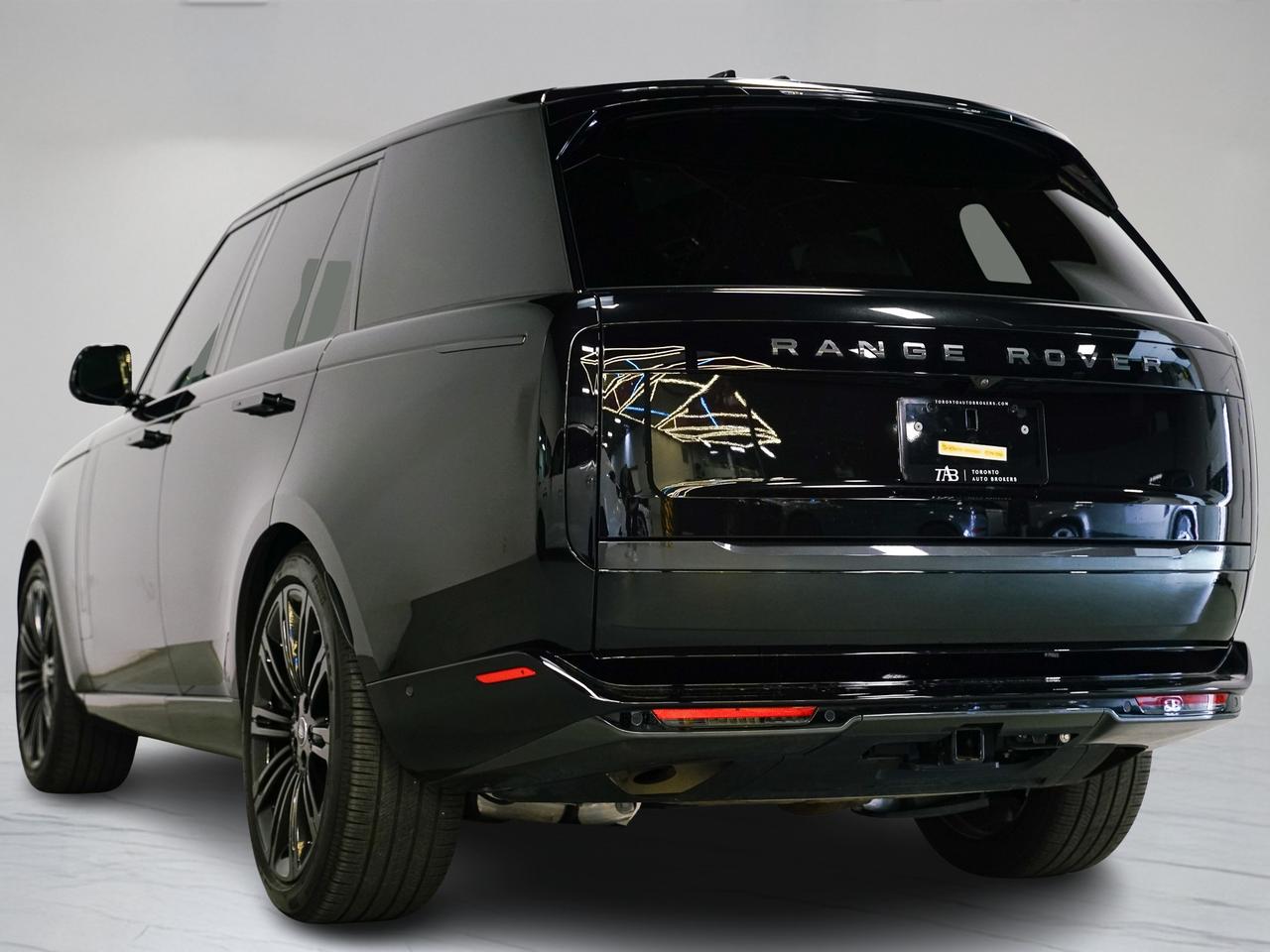 2025 Land Rover Range Rover P400 | MERIDIAN | PANO | 23 IN Photo4