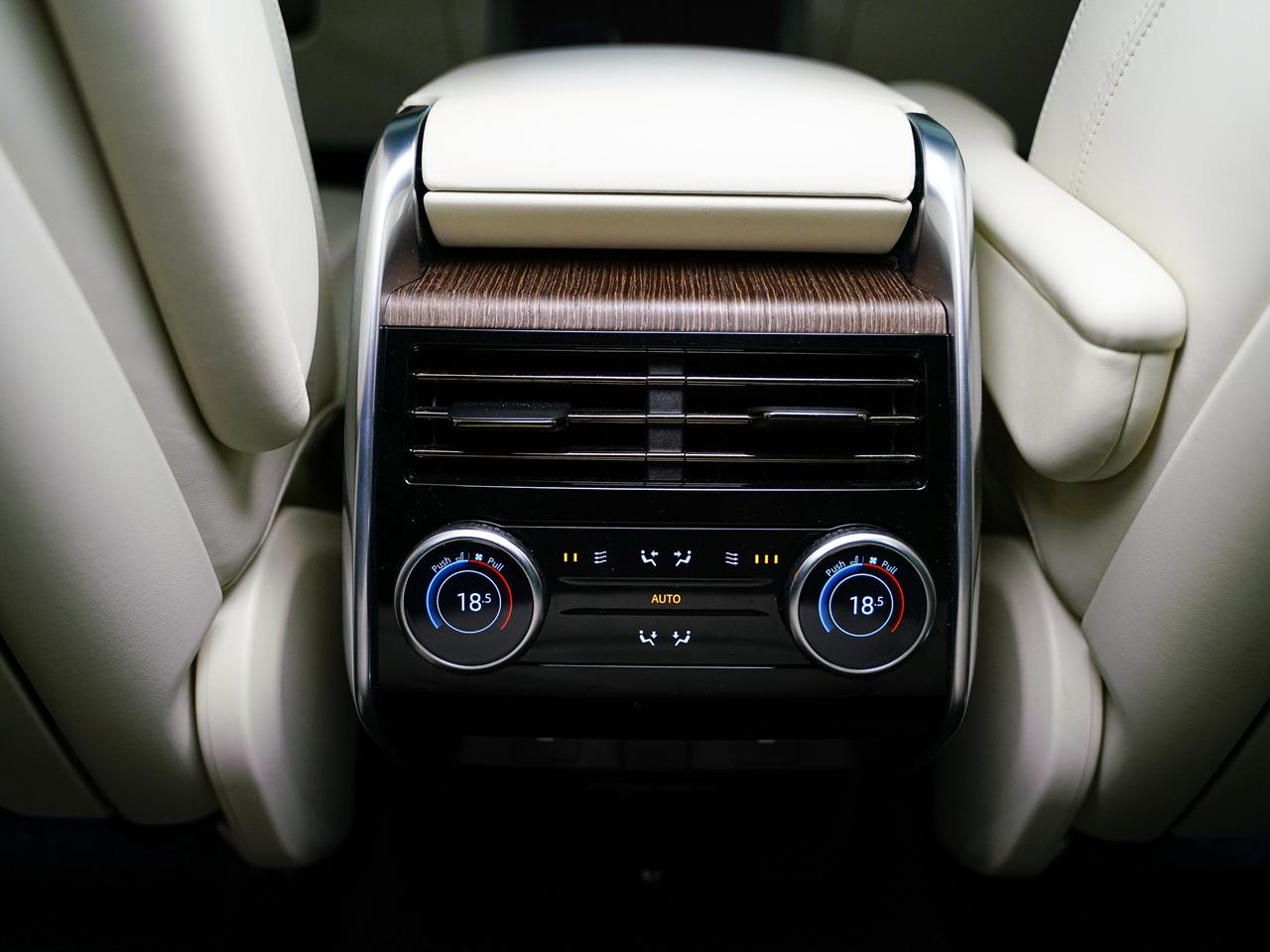 2025 Land Rover Range Rover P400 | MERIDIAN | PANO | 23 IN Photo