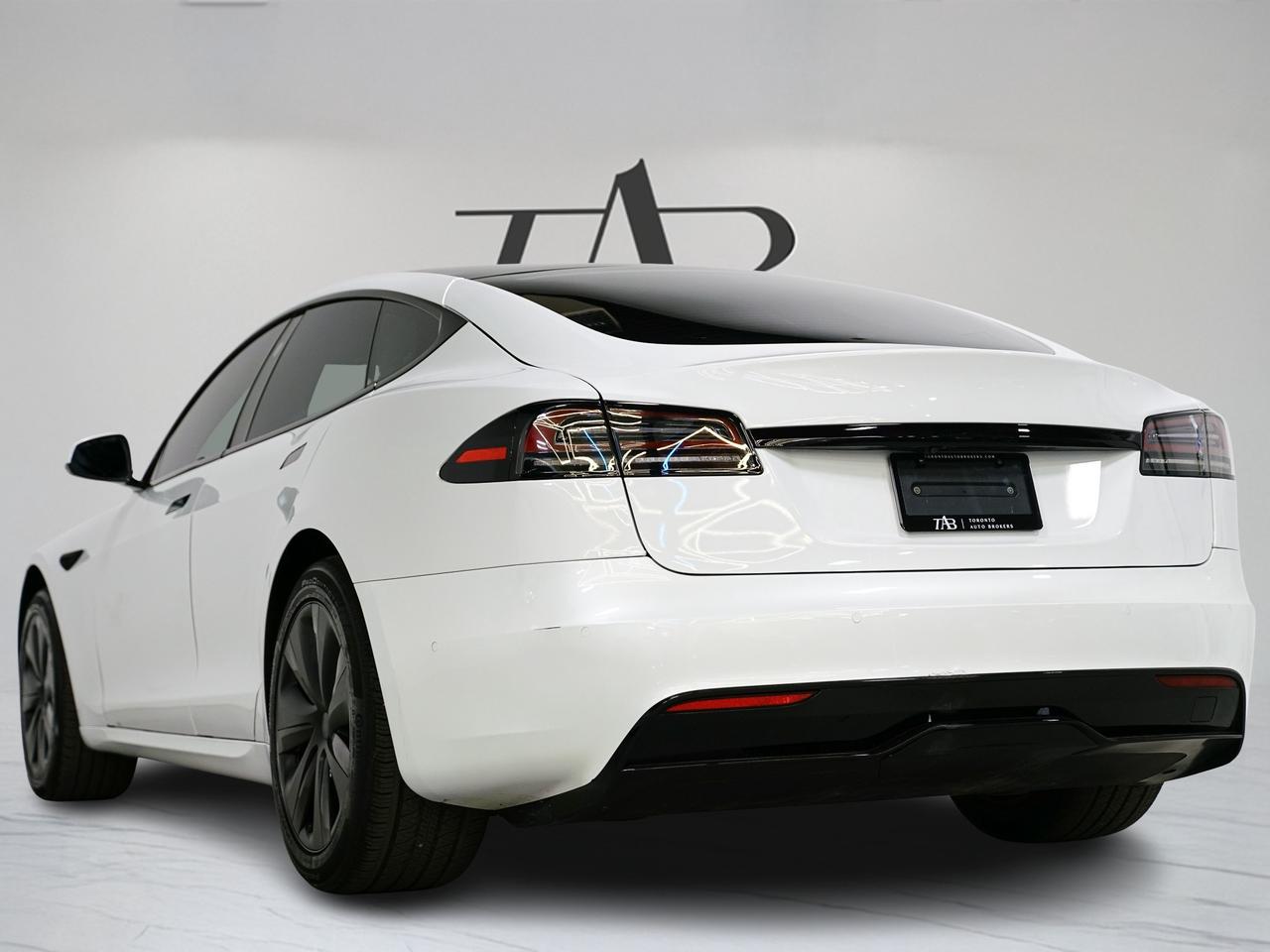 2023 Tesla Model S YOKE STEERING | AUTOPILOT | 19 IN Photo4