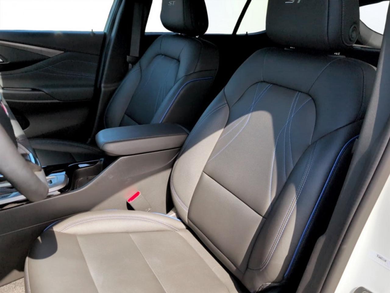 2024 Buick Envista Sport Touring  - Low Mileage Photo