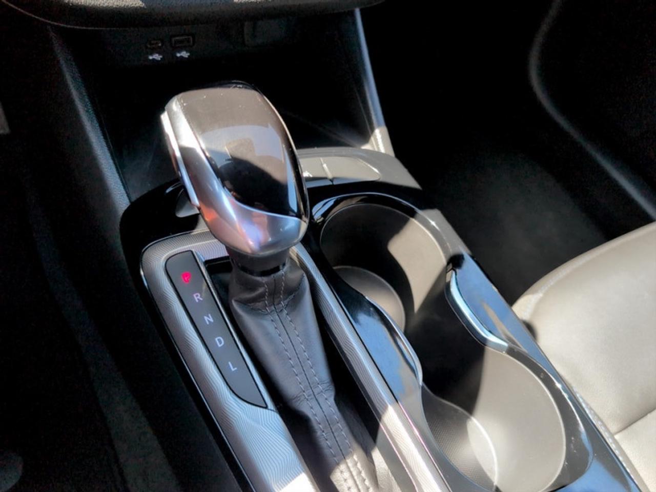 2024 Buick Envista Sport Touring  *CONVENIENCE II PKG* Photo