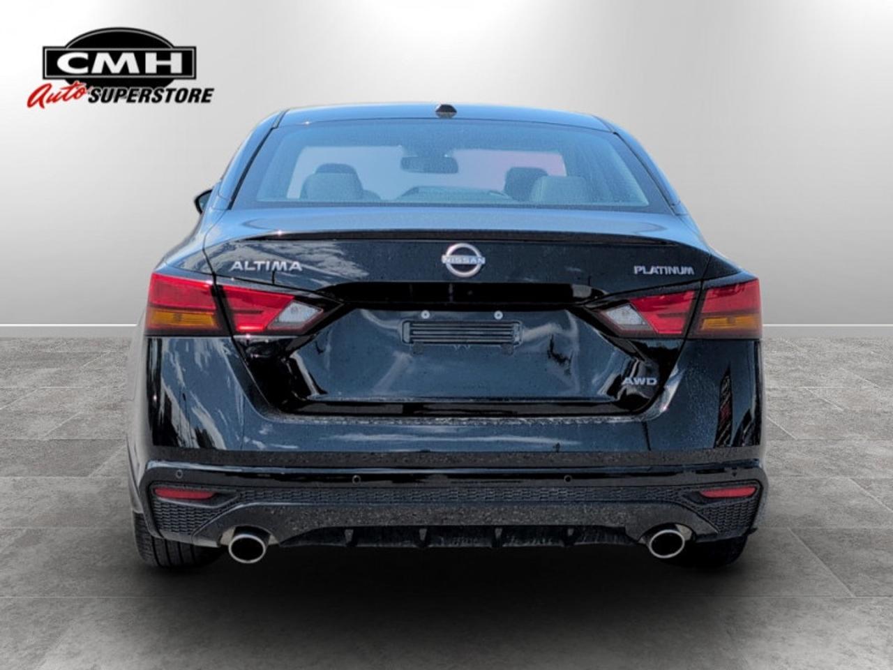 2024 Nissan Altima Platinum  - Low Mileage Photo