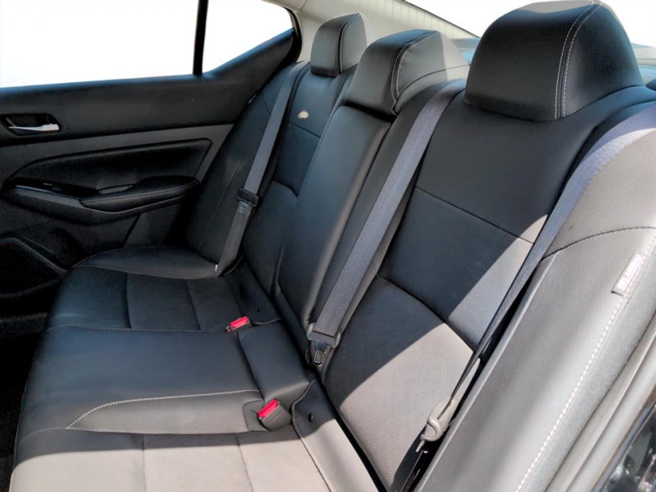 2024 Nissan Altima Platinum  - Low Mileage Photo