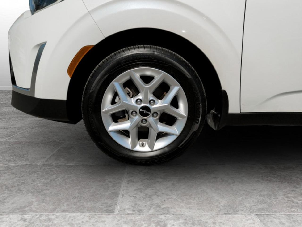 2023 Kia Soul EX Photo