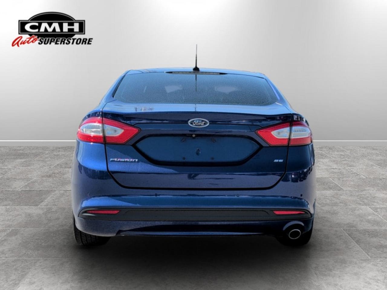 2016 Ford Fusion SE Tech Photo4