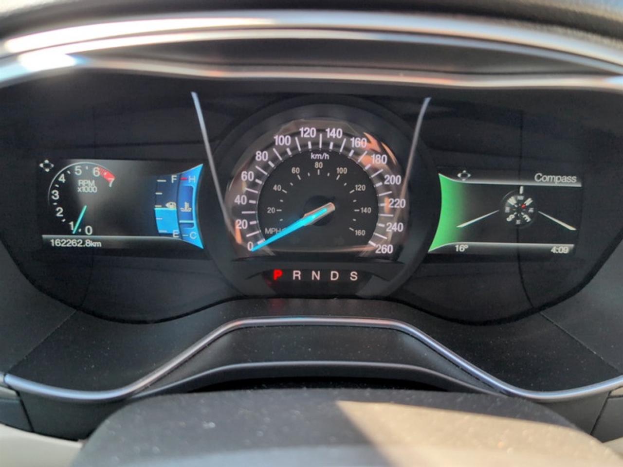 2016 Ford Fusion SE Tech Photo
