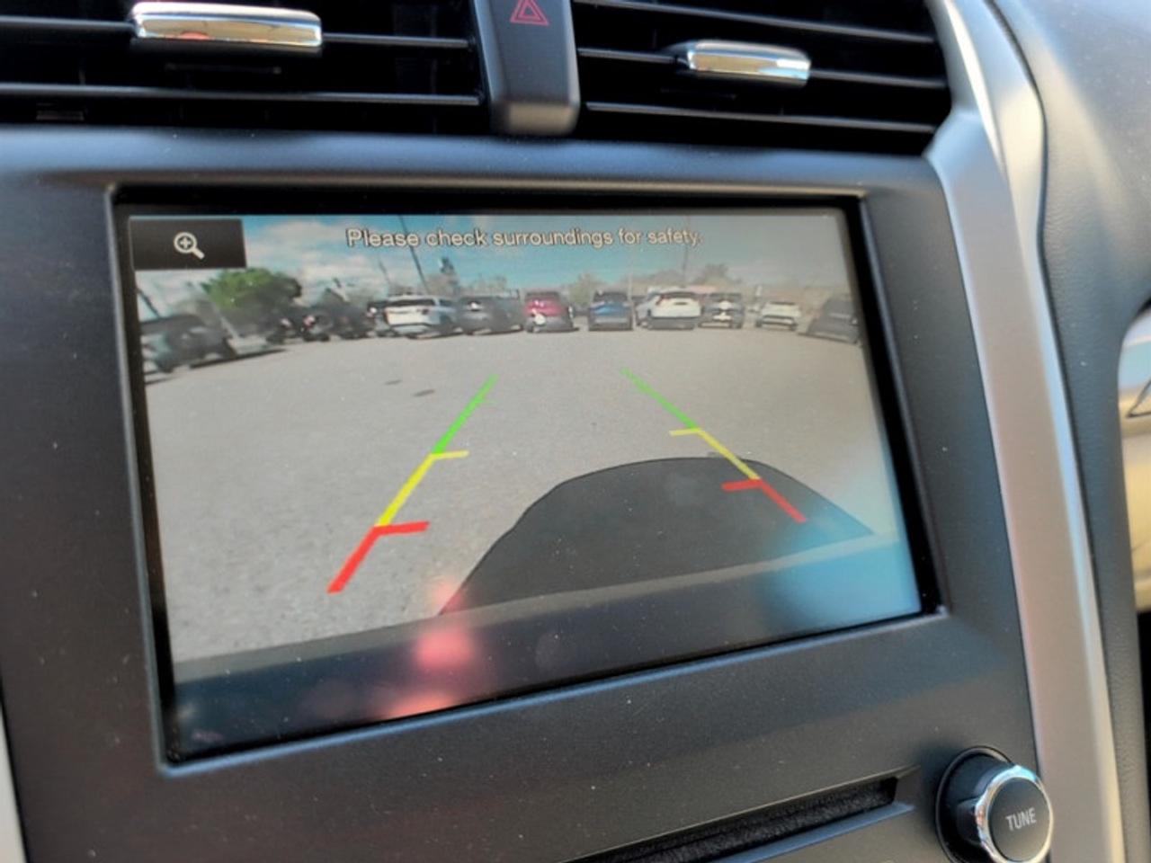 2016 Ford Fusion SE Tech Photo