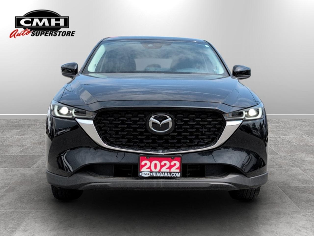 2022 Mazda CX-5 Grand Touring  **VERY LOW MILEAGE** Photo