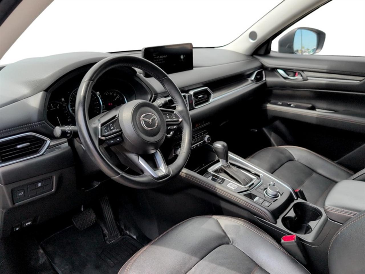 2022 Mazda CX-5 Grand Touring  **VERY LOW MILEAGE** Photo