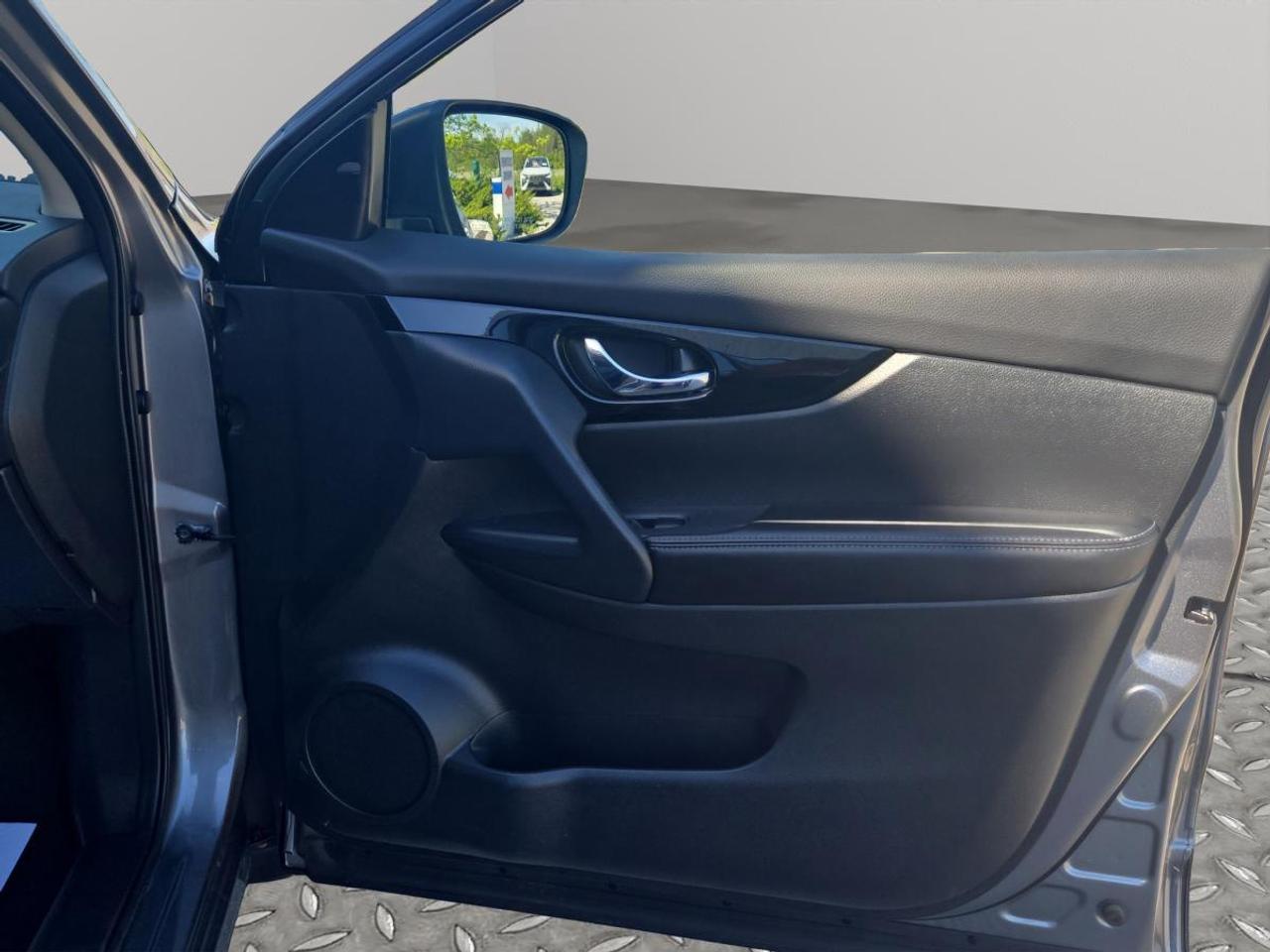 2021 Nissan Qashqai SV Photo