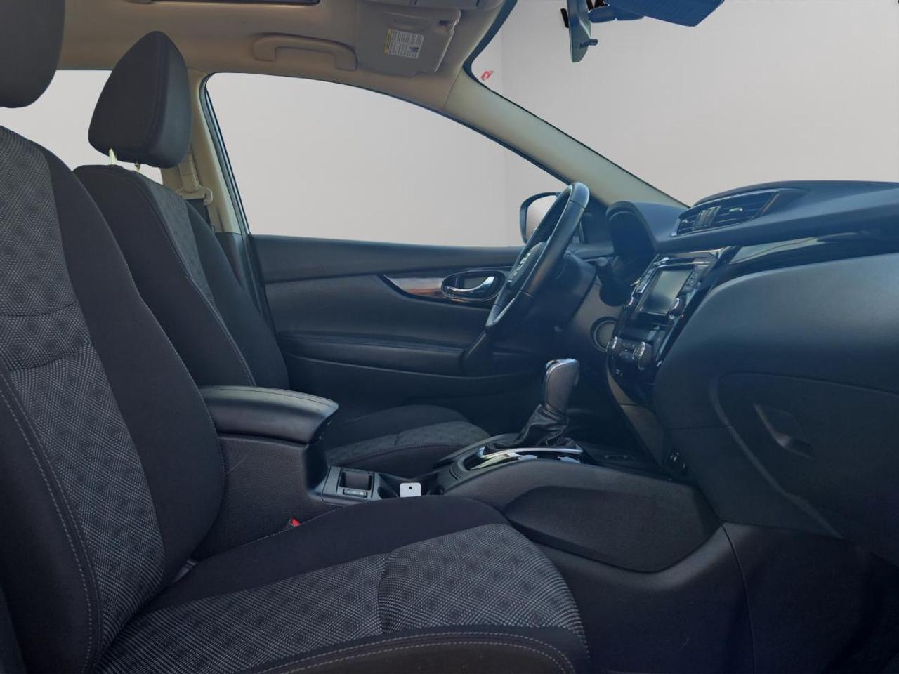 2021 Nissan Qashqai SV Photo