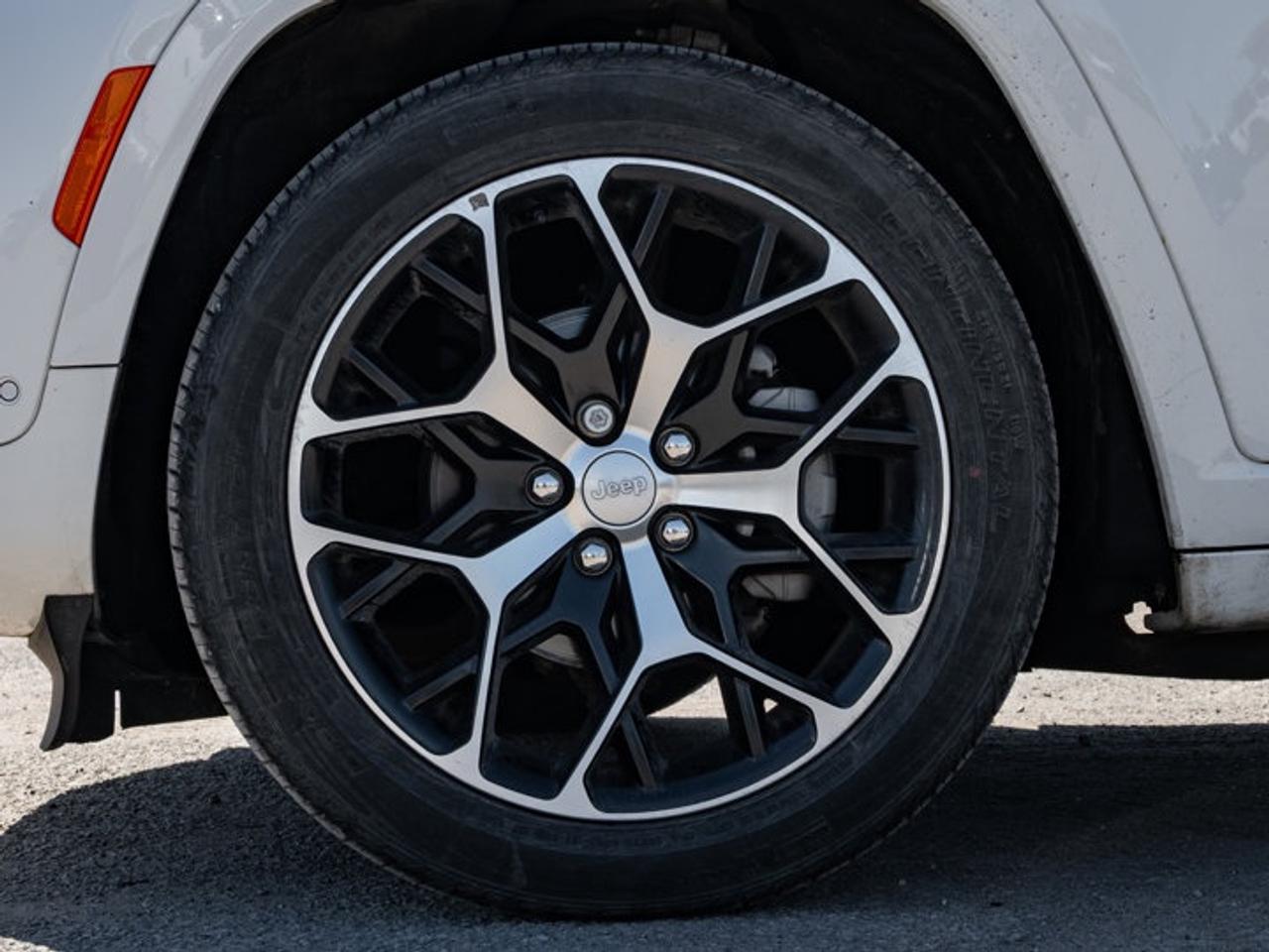 2025 Jeep Grand Cherokee Summit Reserve Photo